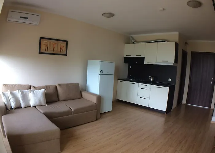 Chateau Del Marina Penthouses