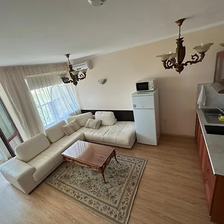 Chateau Del Marina Penthouses Несебир