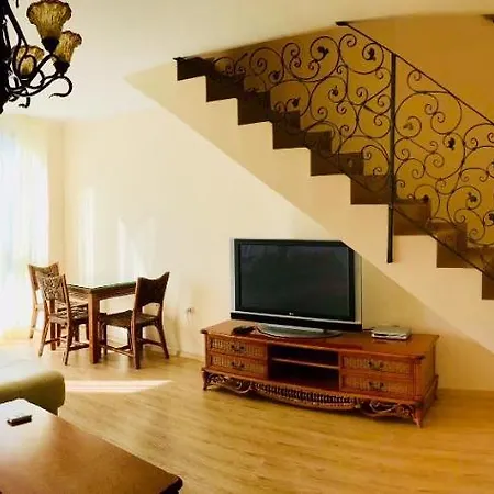 Апартаменти Chateau Del Marina Penthouses Несебир