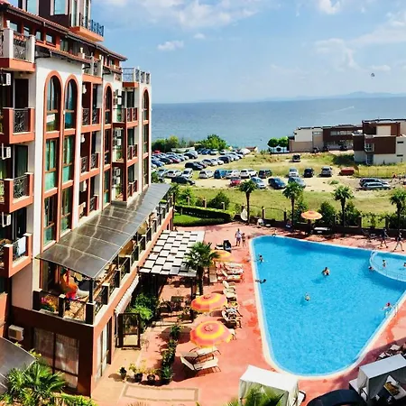 Chateau Del Marina Penthouses * Несебир