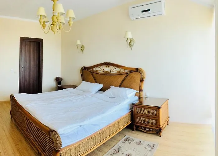 Chateau Del Marina Penthouses * Neszebar