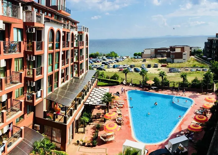 Chateau Del Marina Penthouses * Neszebar